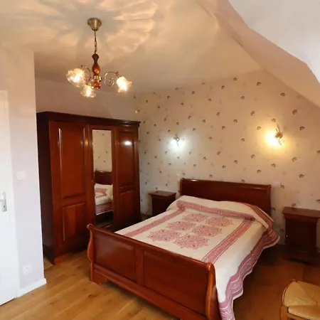 Maison Renovee Avec Jardin Clos, Pres Du D'enchanet Et De Salers, Animaux Acceptes - Fr-1-742-19 بيت للعطل