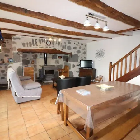 بيت للعطل Maison Renovee Avec Jardin Clos, Pres Du D'enchanet Et De Salers, Animaux Acceptes - Fr-1-742-19 Drugeac
