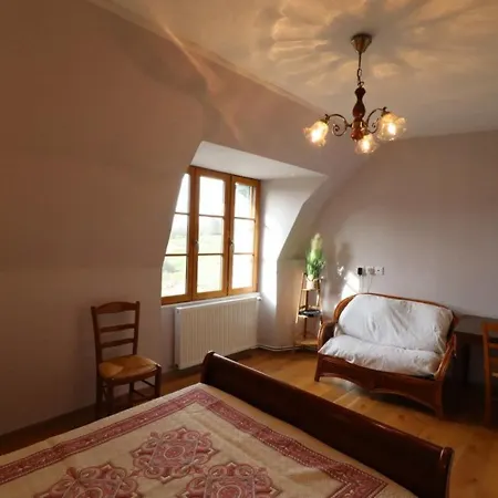 بيت للعطل Maison Renovee Avec Jardin Clos, Pres Du D'enchanet Et De Salers, Animaux Acceptes - Fr-1-742-19 *